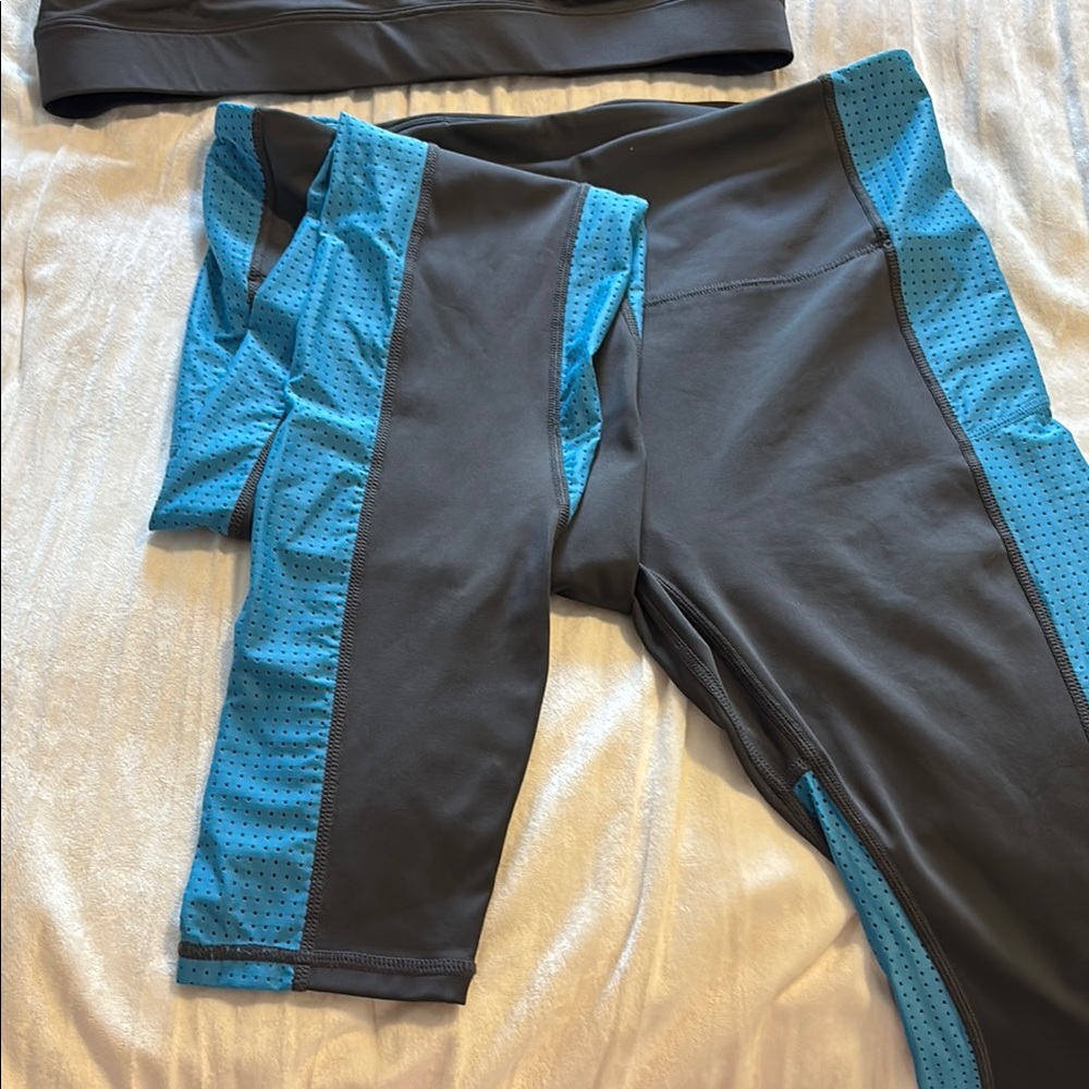 Fabletics set - Picture 3 of 5